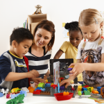 Zestaw LEGO Education DUPLO Story Tales do zajec jezykowych w przedszkolu - zdjecie 3