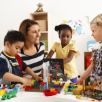 Zestaw LEGO Education DUPLO Story Tales do zajec jezykowych w przedszkolu - zdjecie 4